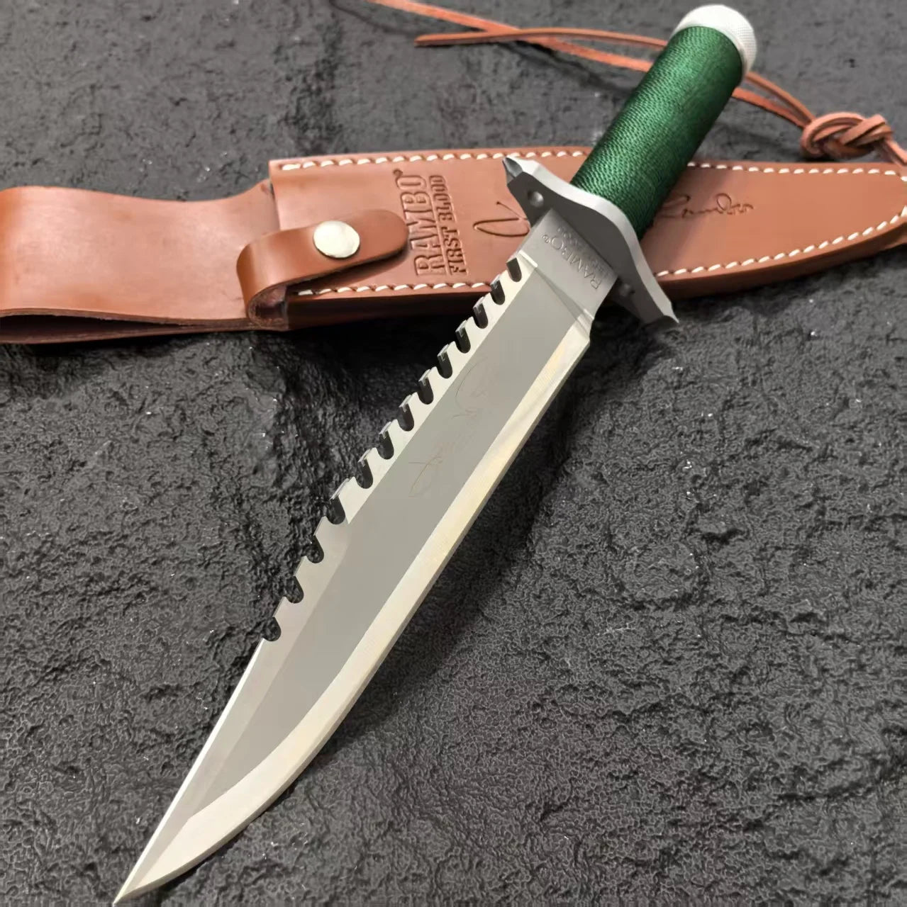 Stainless Steel Fixed Tactical Outdoor Survival Knife