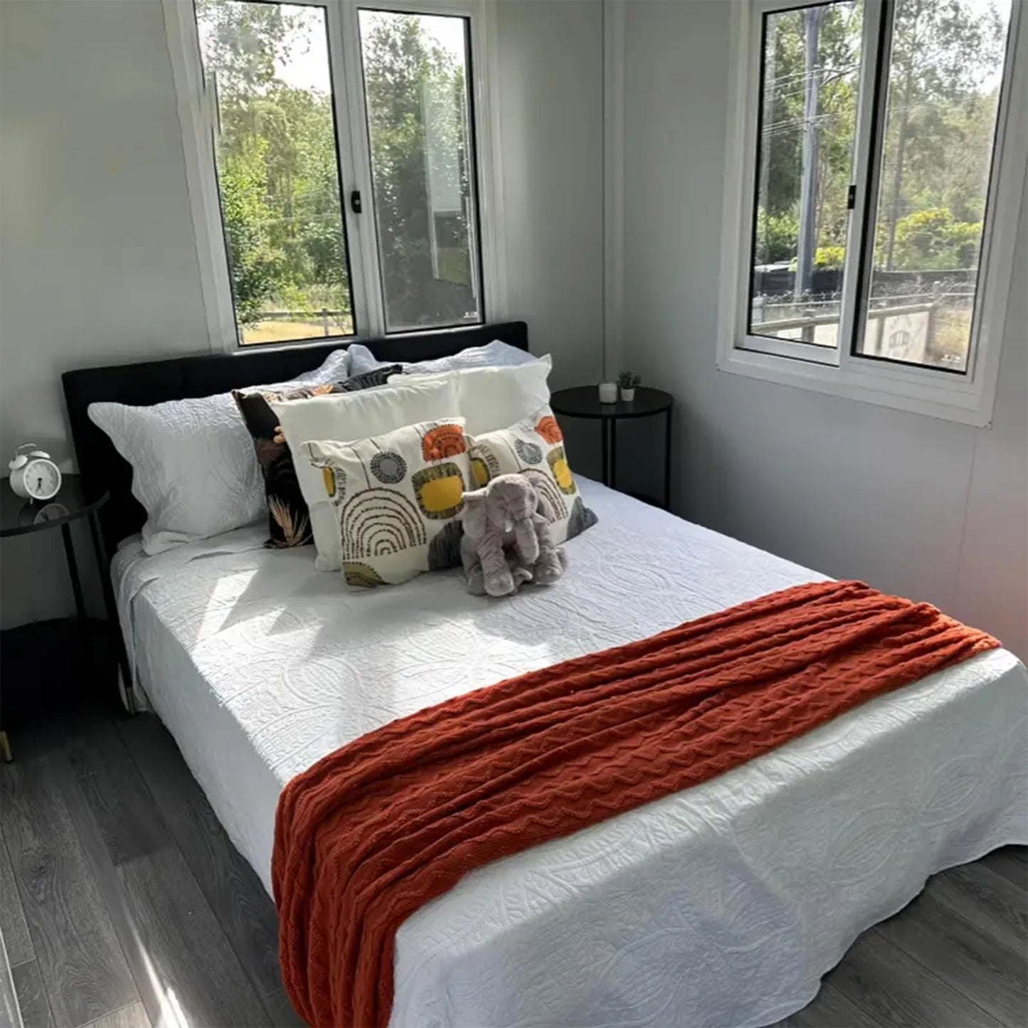 40 Ft Prefabricated Container Home 2 To 5 Bedroom Modular Home With Bathroom