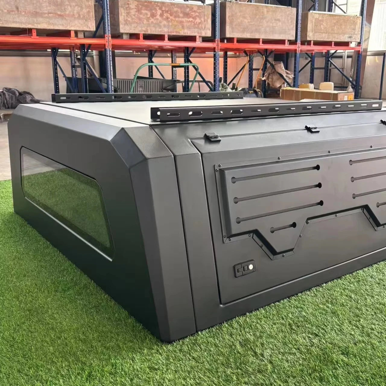 Waterproof Aluminum Tonneau Cover for Hilux SR5 Truck Bed Hardtop Topper Locking