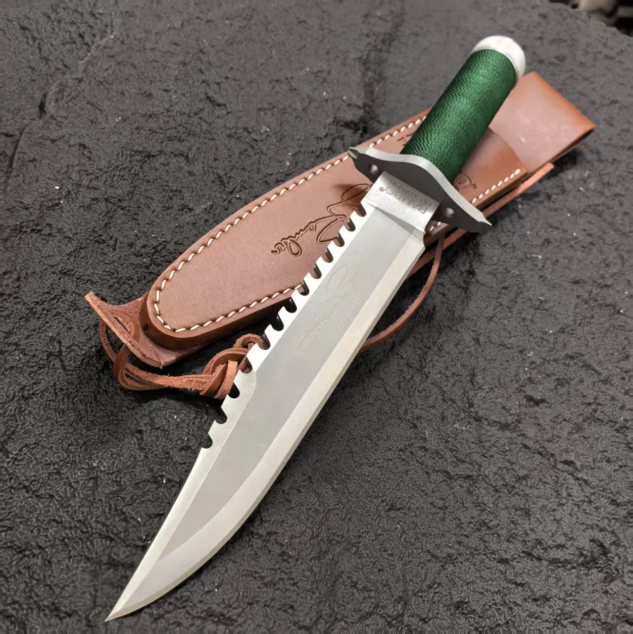 Stainless Steel Fixed Tactical Outdoor Survival Knife